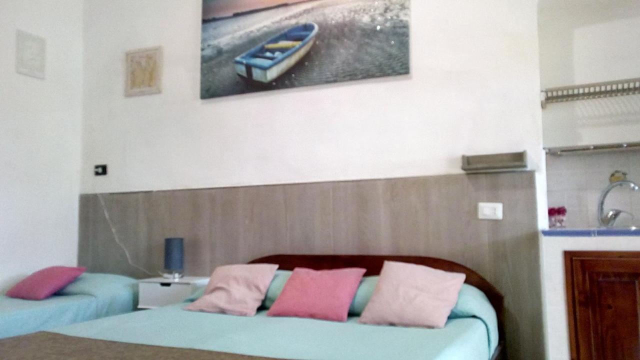 סטרומבולי B&B Casa Frank מראה חיצוני תמונה